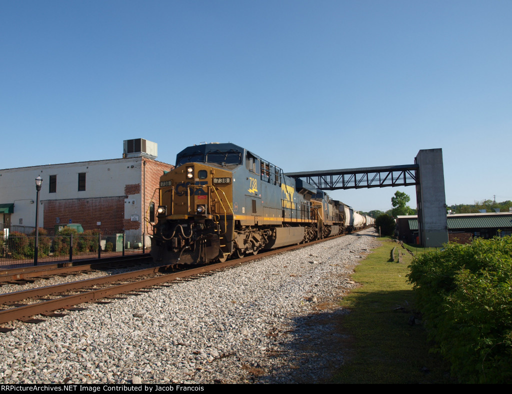 CSX 738